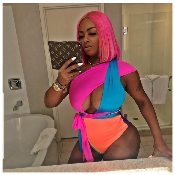 Neon Delight Infinity colorblock swimsuit - Picture 2 of 10